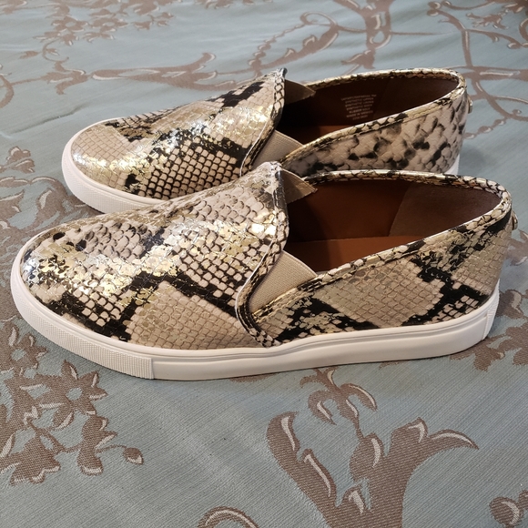 Steve Madden Safary Snake Slip On Sneakers NWOT - Picture 5 of 8